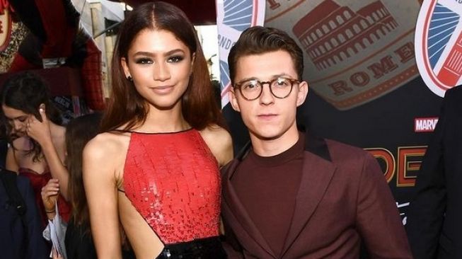 Pandemi Covid-19 Memengaruhi Kesehatan Mental, Zendaya Sampai Pergi ke Terapis!