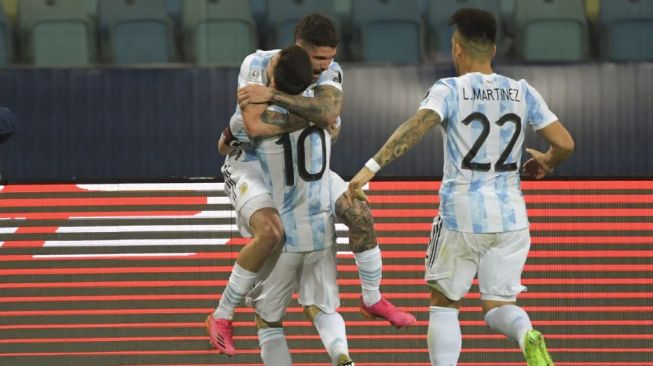 Argentina vs Ekuador: Lionel Messi cs Unggul 1-0 di Babak Pertama