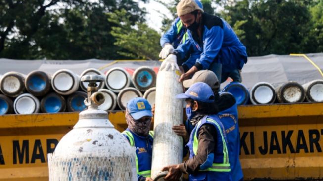 Kasus Covid-19 Masih Tinggi, Pemprov DKI Dirikan Posko Isi Ulang Tabung Oksigen di Monas