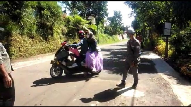 Nekad Berwisata di Hari kedua PPKM, Harus Putar Balik