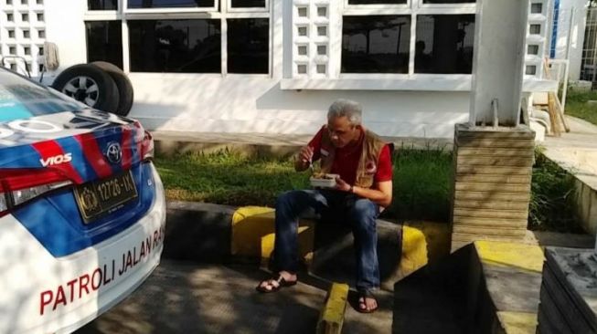 Tolak Ajakan Makan Wali Kota dan Bawa Bekal, Alasan Ganjar Pranowo Bikin Trenyuh