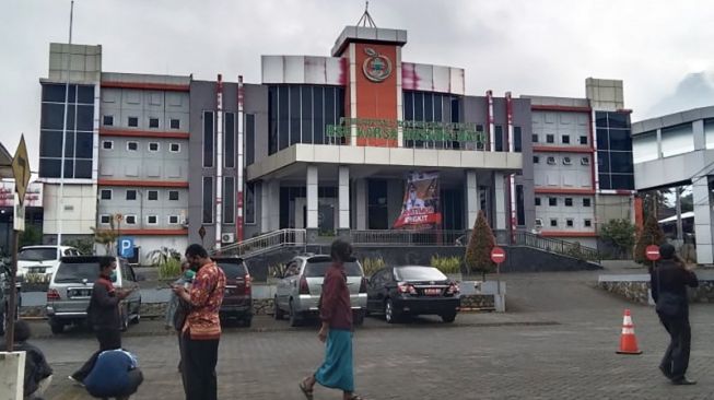 Pasien Membludak, Rumah Sakit Rujukan Covid-19 di Kota Batu Penuh