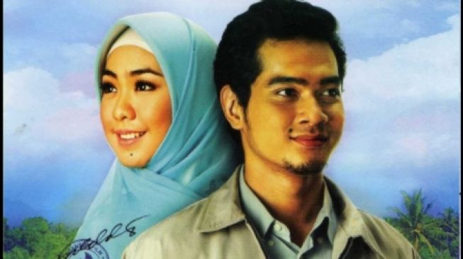 Ketika Cinta Bertasbih 2. [IMDb]