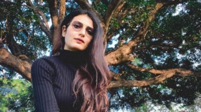 Artis Bollywood Atheis. Potret Fatima Sana Shaikh. (Instagram/fatimasanashaikh)