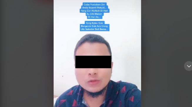 Seorang pria ajak presiden dan pejabat posisikan diri jadi rakyat saat PPKM (tiktok)