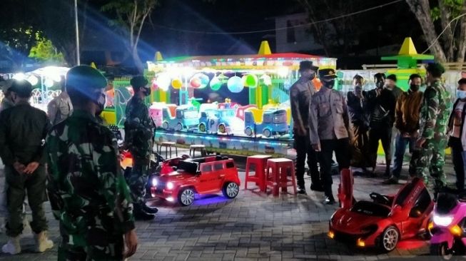 Cegah Kerumunan Malam Hari, Lampu Penerang Jalan di Pamekasan Dipadamkan