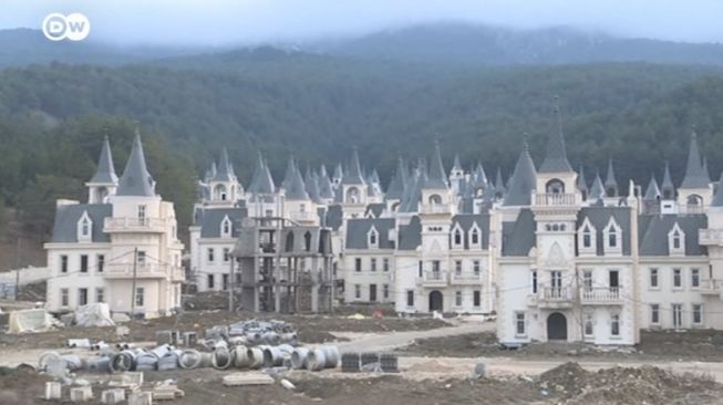 Perumahan Burj Al Babas (DW)