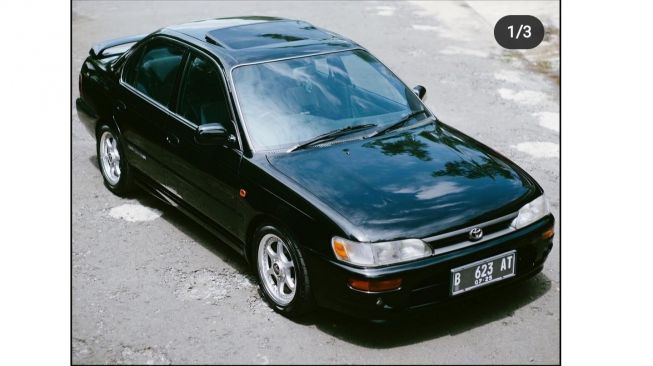 Toyota Corolla milik aktor Gading Marten. [Instagram/Gading Marten]