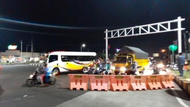 Beredar Pesan Berantai Ajakan Demo Menentang Penutupan Jalan PPKM Darurat di Kota Malang