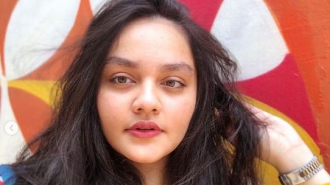 10 Potret Farah Labita, Putri Sulung Ferdy Hasan yang Stylish Abis