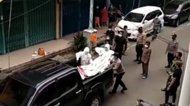 Geger Penemuan Mayat Pria Paruh Baya di Batam, Diduga Kelelahan Usai Dari Game Center