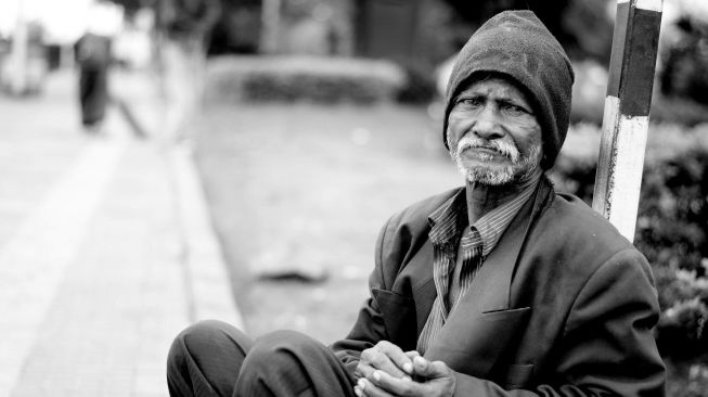 Bikin Haru! Berusia 110 Tahun, Kakek Ini Masih Harus Bekerja Menarik Becak