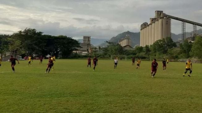 Matangkan Persiapan Jelang Liga 2 2021, Semen Padang FC Uji Coba dengan Tim Lokal