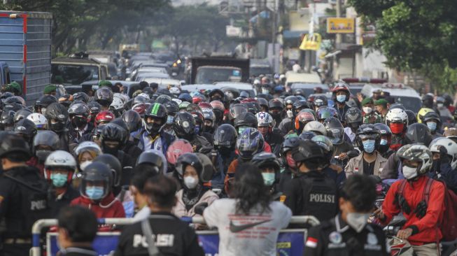 Sadis! Ribuan Orang Mau Kerja Ditolak Masuk Jakarta Hampir Sepekan PPKM Darurat