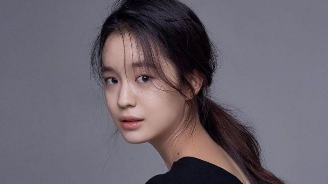 Akting Dianggap Buruk, Park Hye Eun Mundur dari Drama Karya Hong Sisters