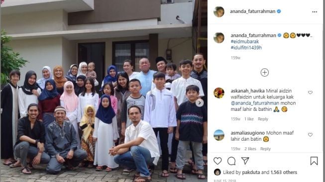 Kedekatan Attar Syach dan Duta Sheila on 7. [Instagram/ananda_faturrahman]