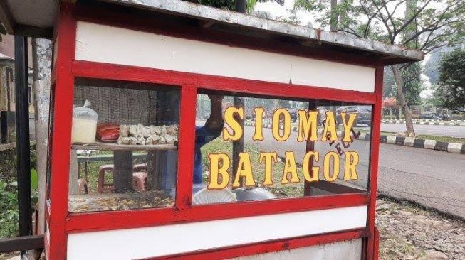 PKL di Jalan Tegar Beriman Cibinong Menjerit Akibat PPKM