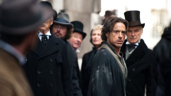 Robert Downey Jr Produseri Spin-Off Sherlock Holmes, Karakter Baru Siap Muncul