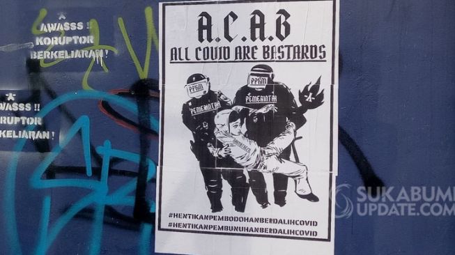 Polisi Buru Pembuat Poster A.C.A.B dan Grafiti Awas Koruptor Berkeliaran
