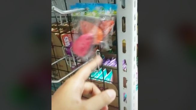 Pemilik petshop curhat, dagangannya dikutil bocah (tiktok)