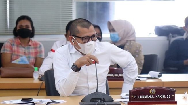 Desak Anies Evaluasi Izin Minimarket, Lukmanul Hakim: Prioritaskan Warung Kelontong