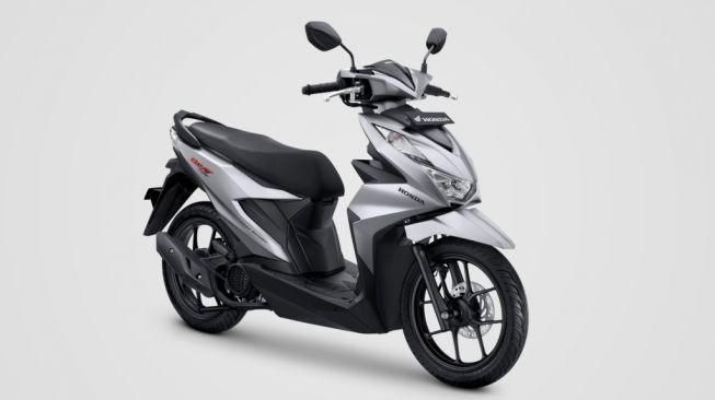 New Honda BeAT tipe Deluxe, warna Matte Silver. Sebagai ilustrasi [PT AHM].