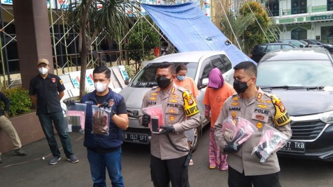 Komplotan Pencuri dengan Modus Kopi Dicampur Obat Bius Dibekuk, Diotaki 2 Wanita