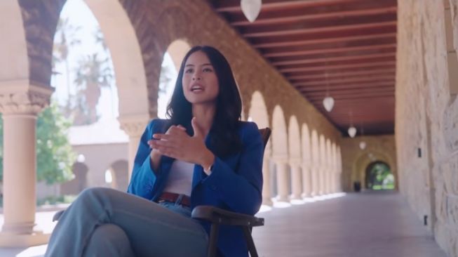 Momen perpisahan Maudy Ayunda dari Stanford University [YouTube/Maudy Ayunda]