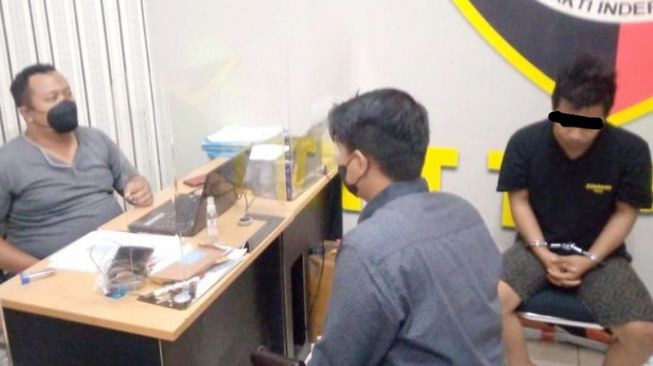 Gelapkan Uang Nasabah, Polisi Banyumas Tahan Karyawan Koperasi Berinisial SA