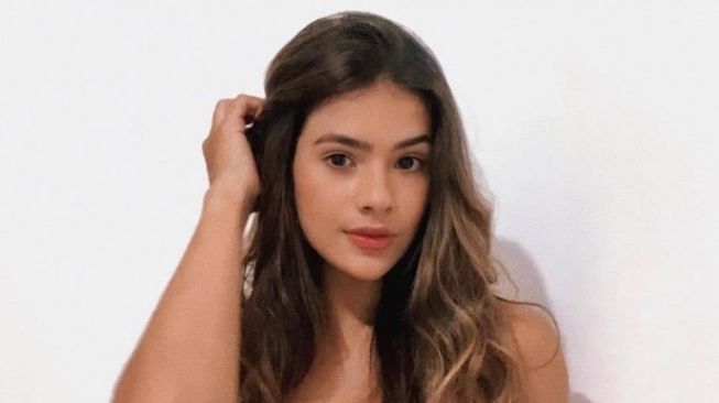 Kenalin Si Cantik Raiane Lima, Influencer Brasil Kekasih Baru Gabriel Jesus