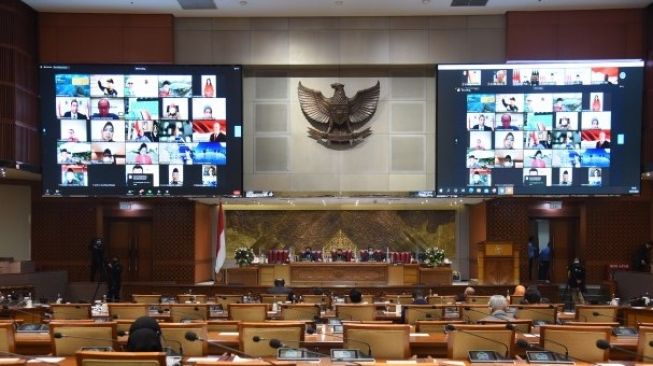 DPR Perpanjang Waktu Pembahasan RUU ASN dan Landas Kontinen Indonesia