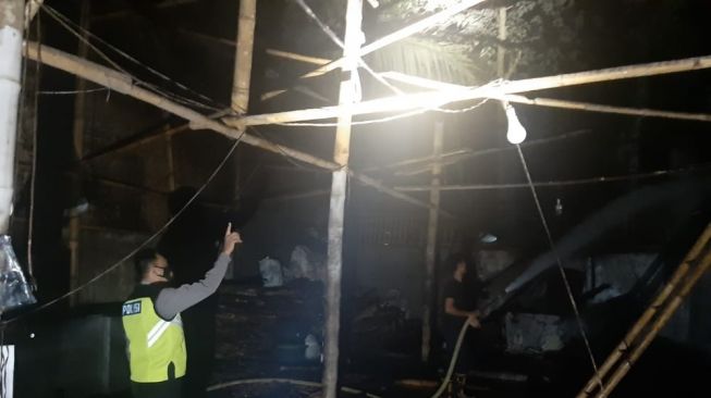 Pabrik Kerupuk Purbalingga Ludes Terbakar, Pemilik Rugi Puluhan Juta,