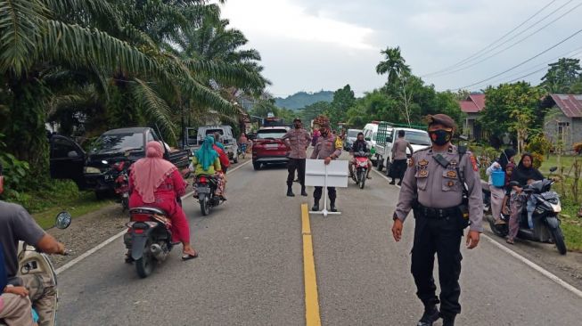 Tidak Patuhi Prokes, 57 Warga Terima Sanksi Tegas di Pasangkayu