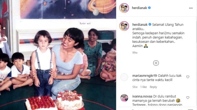 Potret Masa Muda Ibunda Cinta Laura. [Instagram/herdianak]