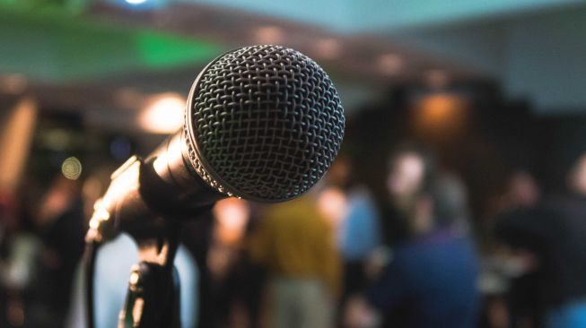 5 Tips Meningkatkan Kemampuan Public Speaking