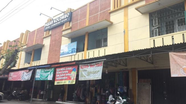 Suasana Pasar Tradisional Colombo Kaliurang Yogyakarta Selama PPKM