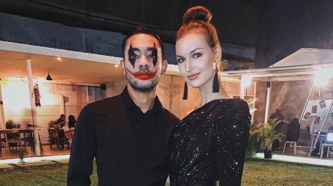 Potret Mesra Diego Afisyah dan Istri (instagram/@diegoafisyah)