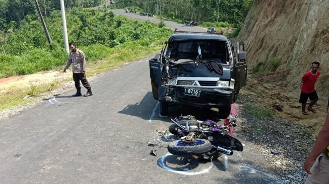 2 ABG Kebut-Kebutan di Tanjakan Saju Bojongmanik Hantam Pickup
