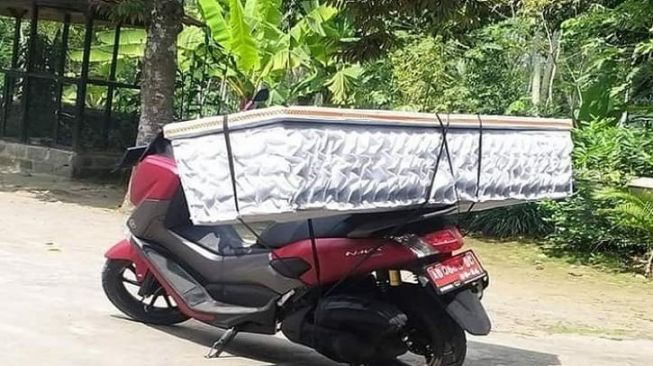 Cerita Kades Birit Klaten Angkut Peti Mati Kosong Pakai Motor Dinas