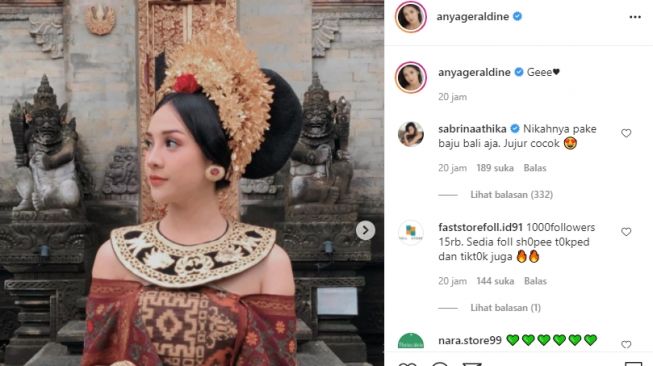 Adu Gaya Anya Geraldine dan Ariel Tatum. [Instagram]