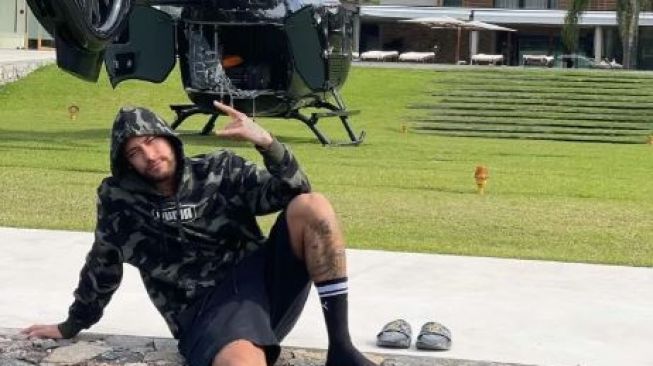 Hapus Kesedihan Selama Satu Tahun, Neymar Belanja Helikopter Modifikasi