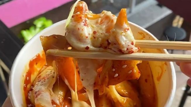 Jajan Korean Street Food di Ding Chon, Rasa Mewah Harga Murah!