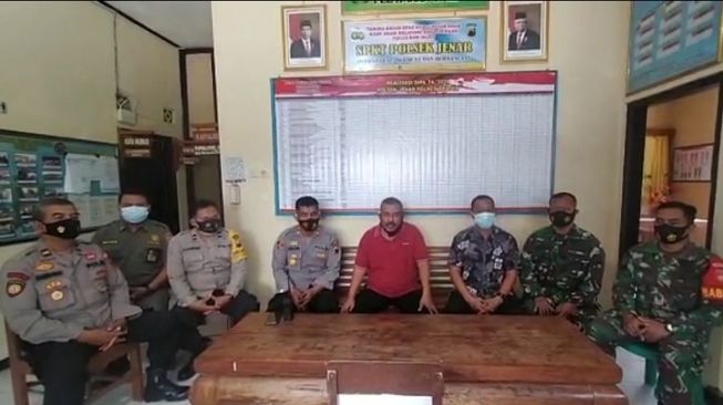 Tak Percaya Covid-19, Kades Jenar Tetap Dianggap Pahlawan: 2 Tahun Bayari PBB Semua Warganya!