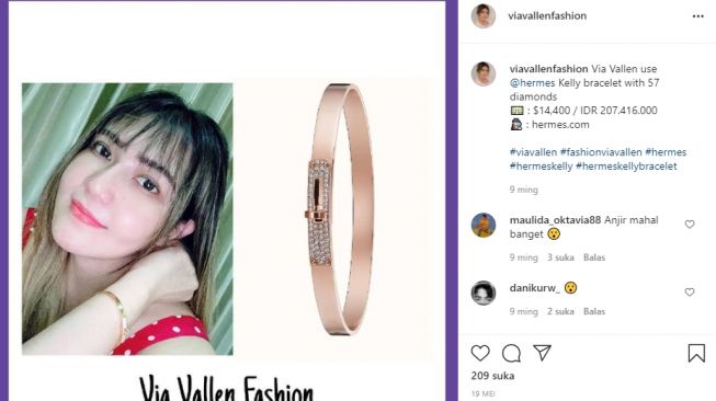 Koleksi fashion mahal Via Vallen. [Instagram]