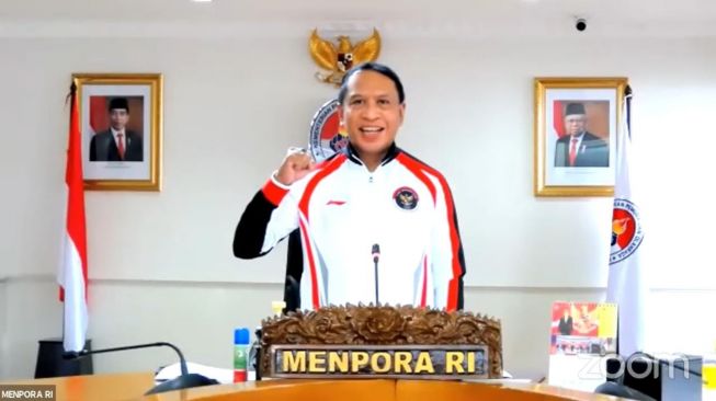 Windy Cantika Sumbang Medali Pertama, Menpora Amali Langsung Video Call