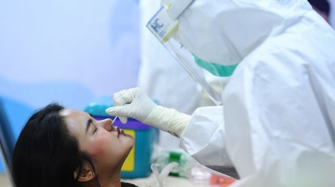 Cara mudah supaya tes PCR cepat negatif, begini penjelasan Dokter