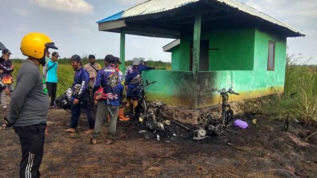 Dua Sepeda Motor Hangus di Jejangkit Muara, Polisi Bantah Dibakar  