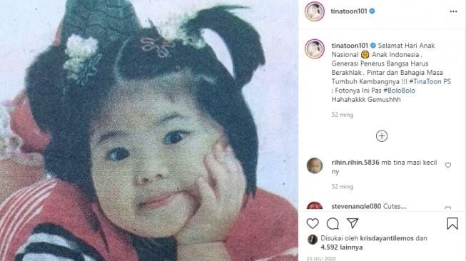 Masa Kecil Tina Toon. [Instagram]