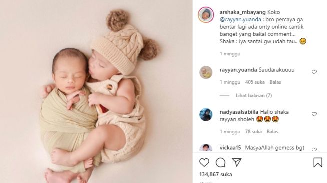 Pemotretan bayi Dinda Hauw dan Rey Mbayang [Instagram]