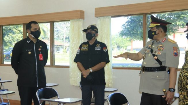 Bantuan 3 Ruang Kelas, Kapolda Kalsel Terima Kasih ke Pemko Banjarbaru